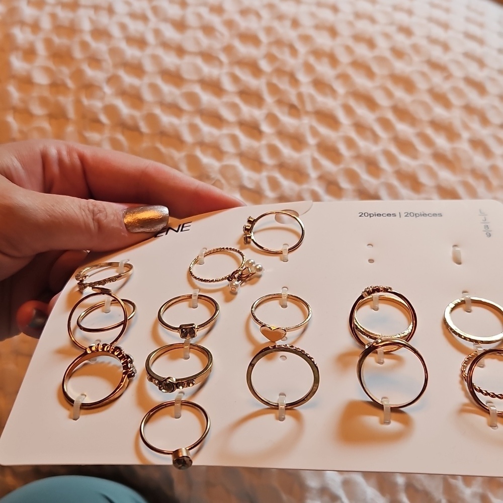 Ardene Gold and Silver Women's Ring Set - Picture 2 of 2